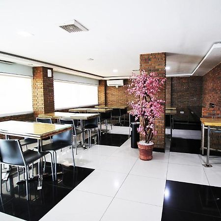 Amaliun Hotel Medan Dış mekan fotoğraf