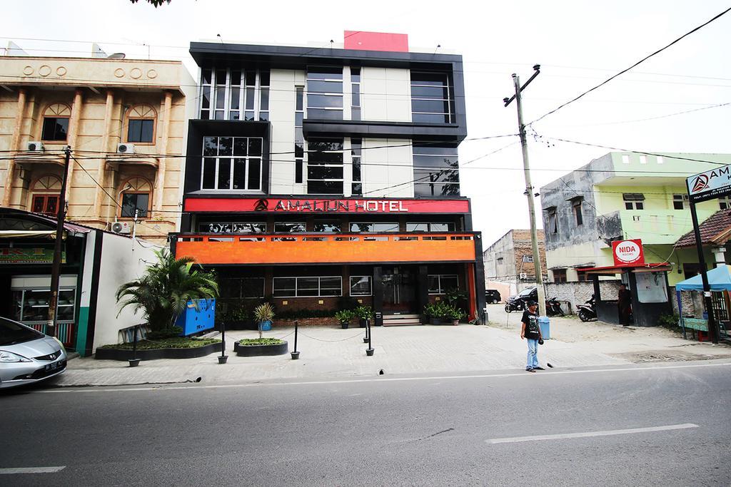 Amaliun Hotel Medan Dış mekan fotoğraf