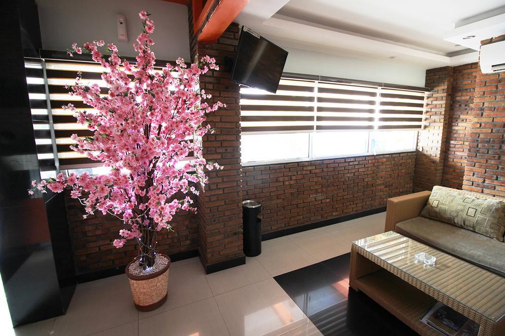 Amaliun Hotel Medan Dış mekan fotoğraf