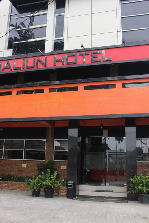 Amaliun Hotel Medan Dış mekan fotoğraf