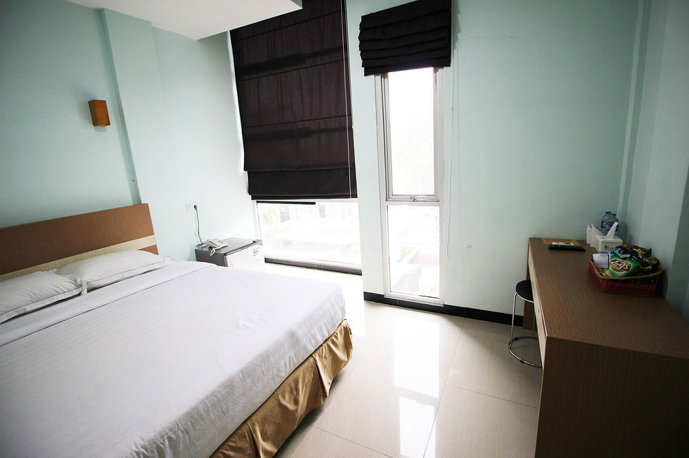 Amaliun Hotel Medan Dış mekan fotoğraf